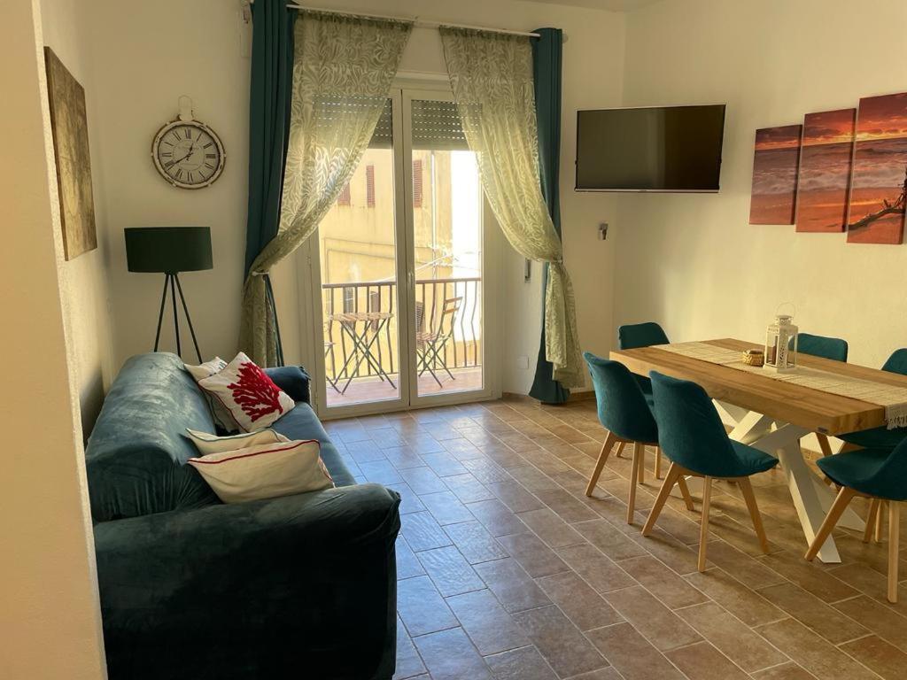 Maddy House - 50 Mt Dal Mare Villa Porto Santo Stefano  Eksteriør billede